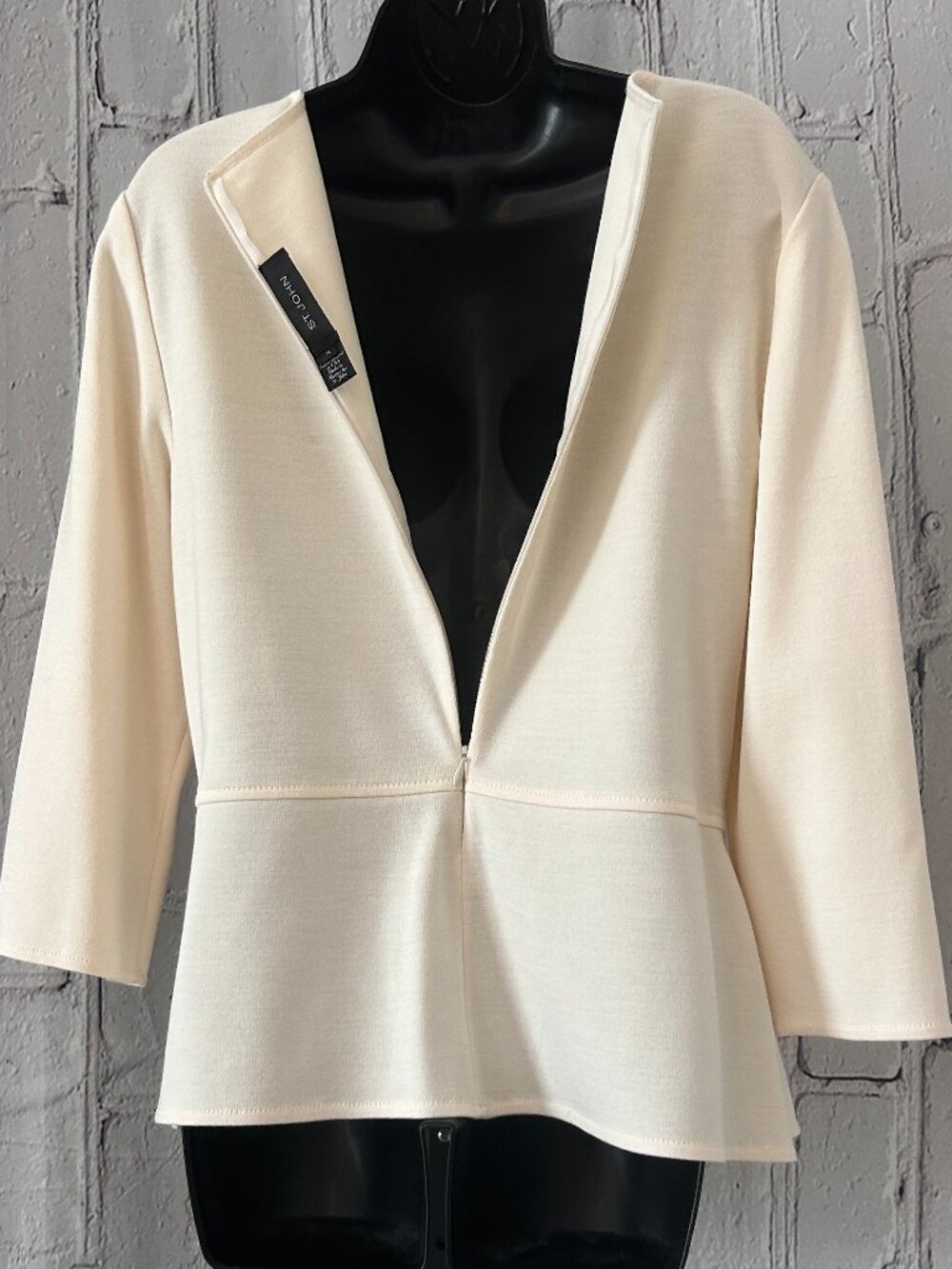 St. John | Peplum Top with Three Quarter Sleeves - Picture 11 of 16